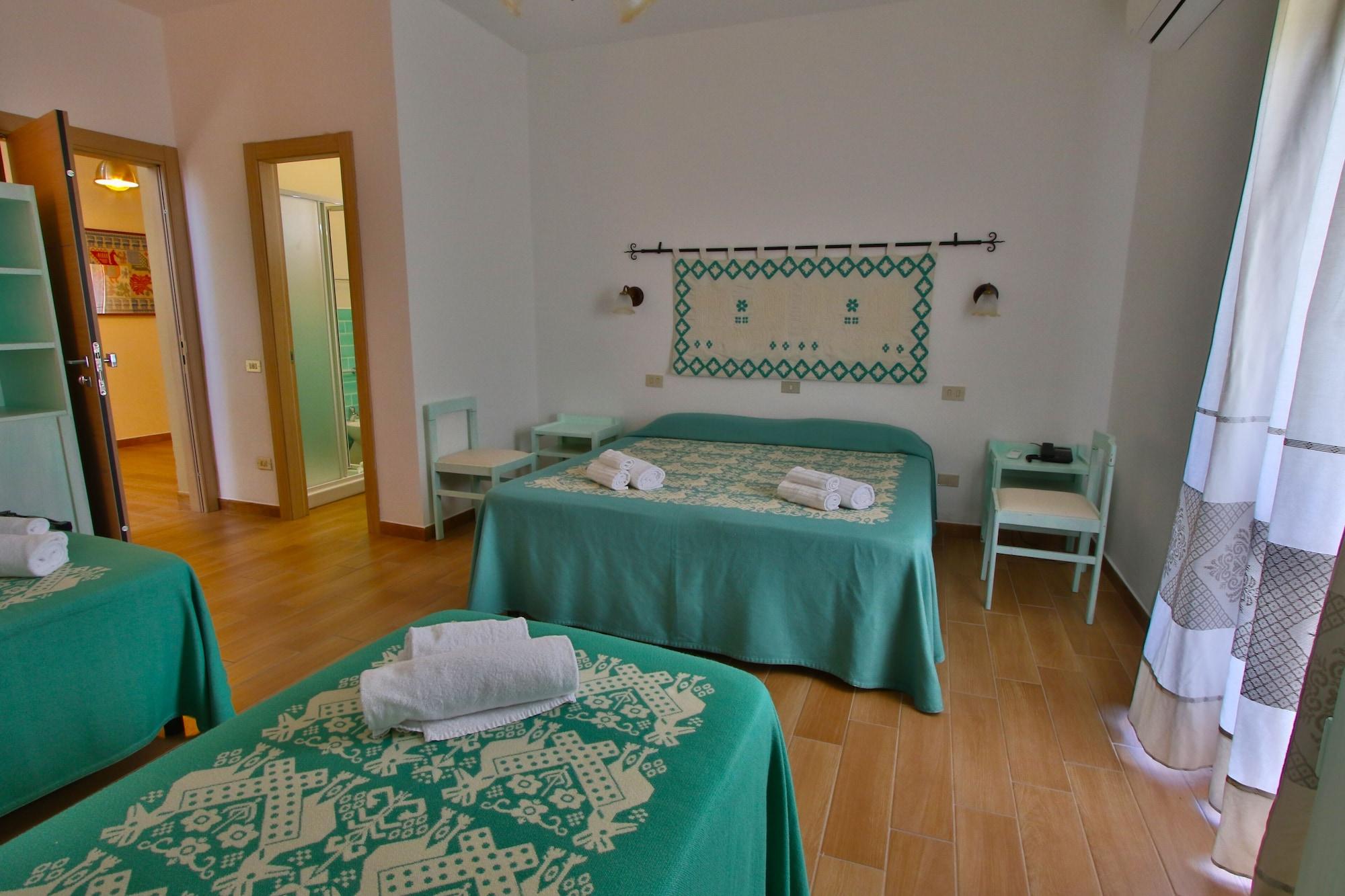 Hotel Le Mimose San Teodoro  Eksteriør billede