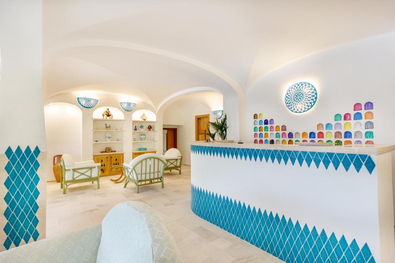 Hotel Le Mimose San Teodoro  Eksteriør billede